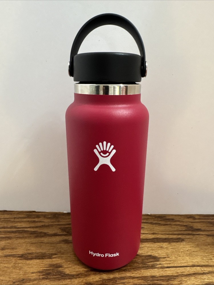 Hydro Flask 32 oz Water Bottle  Snapper Stainless Steel Wide Mouth Cap