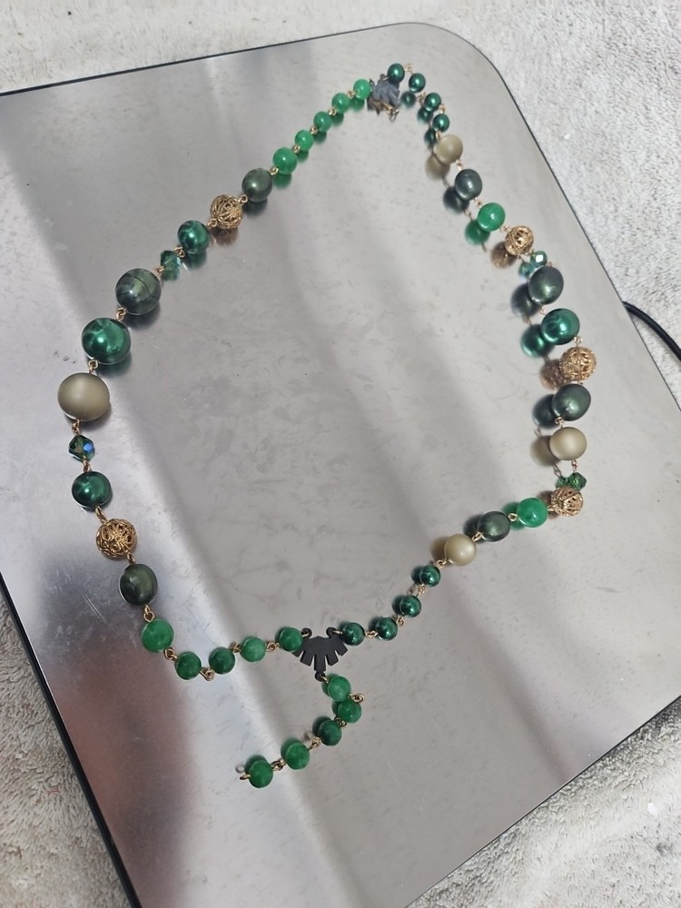 vintage beaded necklace women
