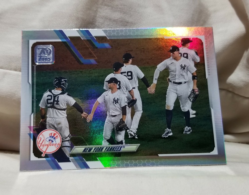 2021 Topps - New York Yankees #39 Rainbow Foil