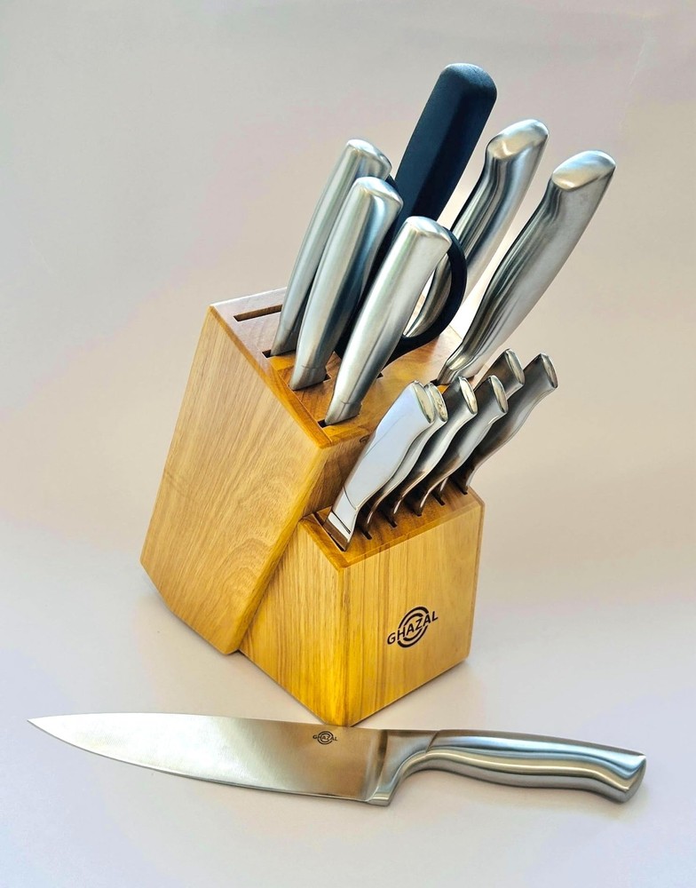 15-Piece Stainless Steel Kitchen Knife Set with Wooden Block in Silver