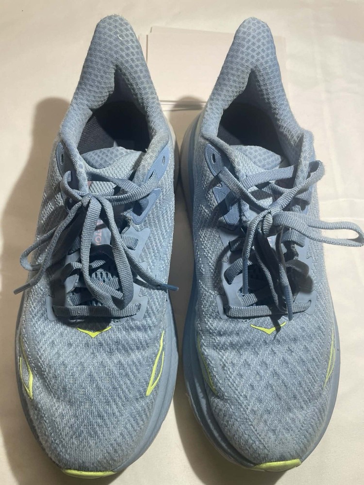 Hoka One One Running Shoes Size 6B