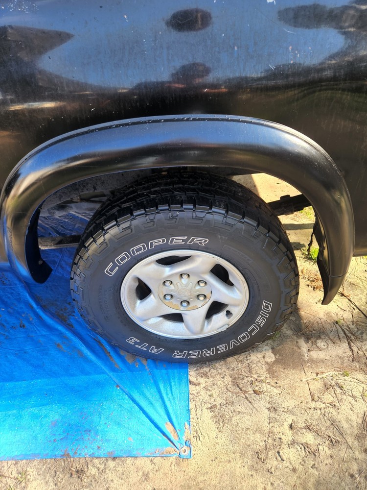 2000 Toyota Tundra Limited Double Cab Drivers Side Rear OEM Wheel Flare