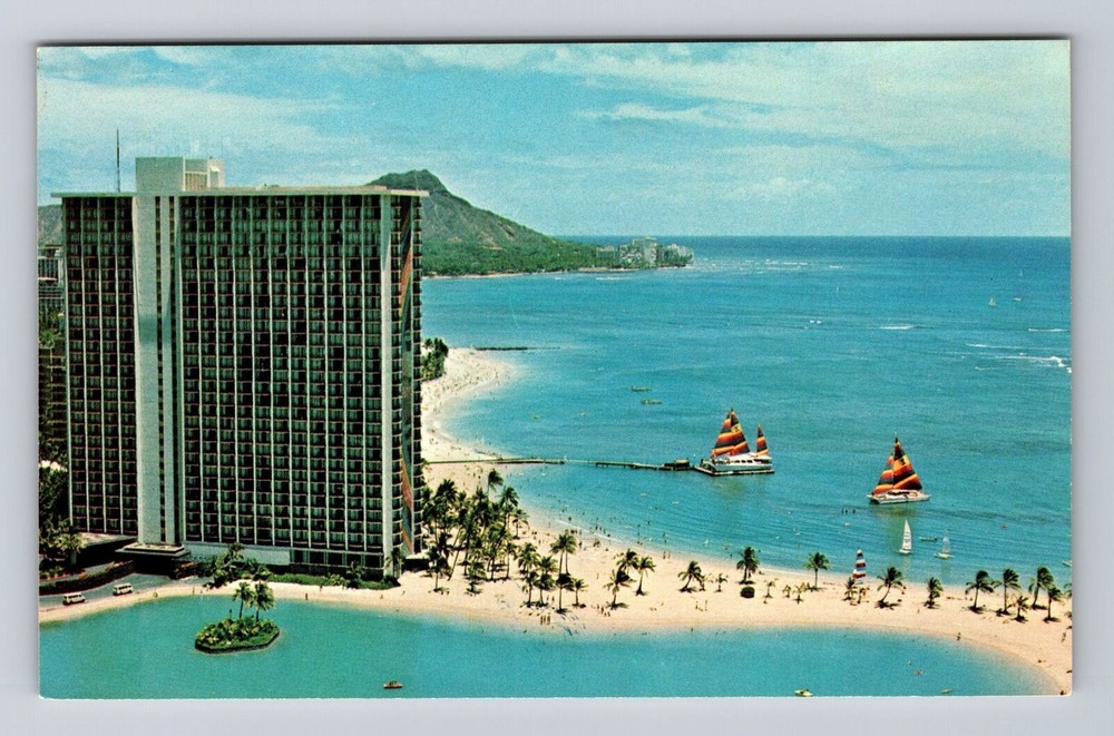 Honolulu HI-Hawaii, Hilton Hawaiian Village, Waikiki Beach, Vintage Postcard