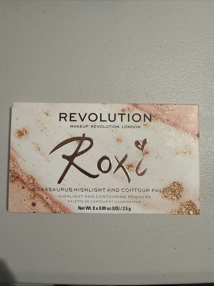 Makeup Revolution X Roxxsaurus Highlighter & Contour Palette Sculpt Define