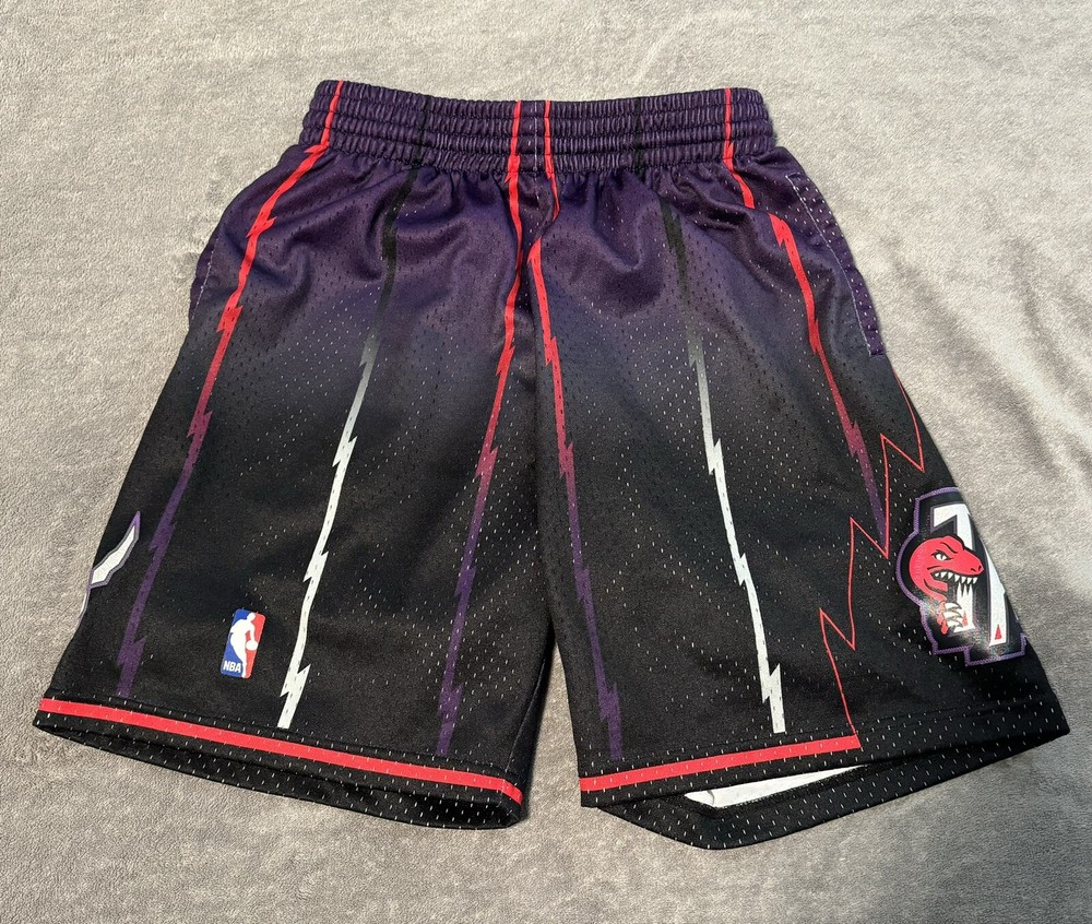 Mitchell & Ness Toronto Raptors 1998-1999 HWC Authentic Game Shorts Size M