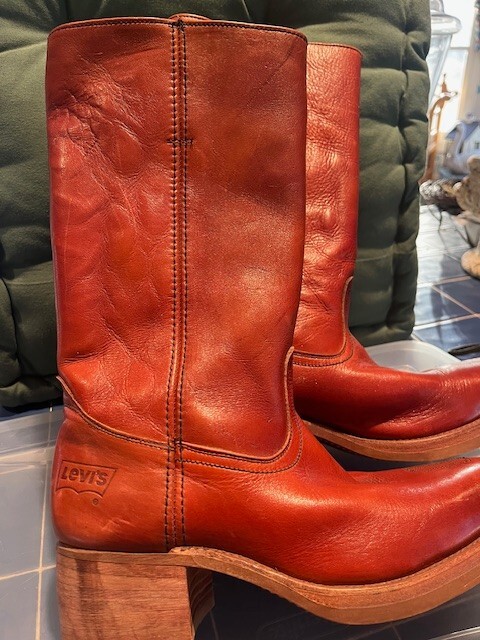 Mens Levi Vintage Leather Boots Mint condition