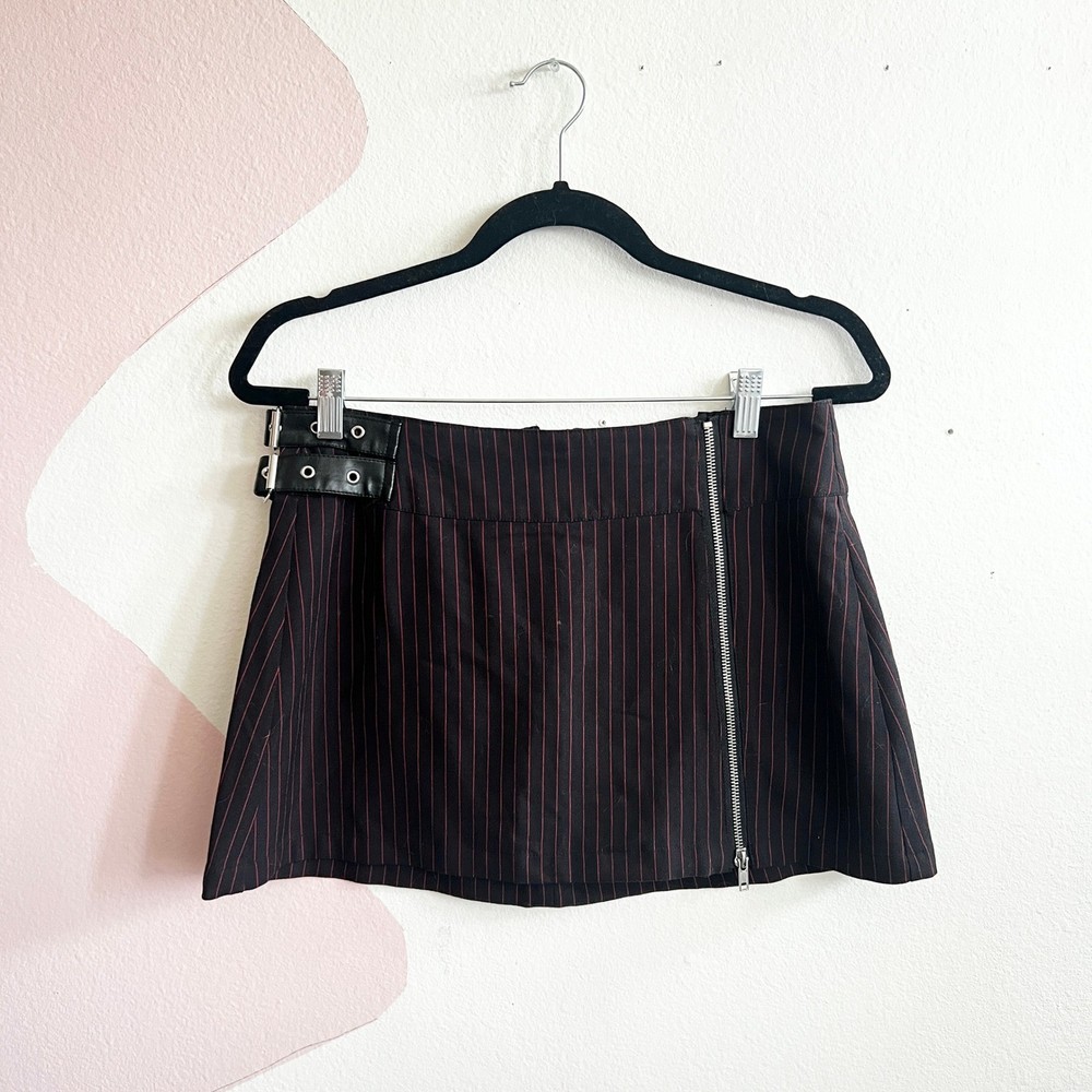 Dolls Kill Current Mood Pinstripe Mini Skirt Buckle Mall Goth Grunge Punk Medium