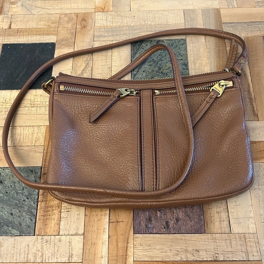 Brown Leather Fossil Crossbody Purse
