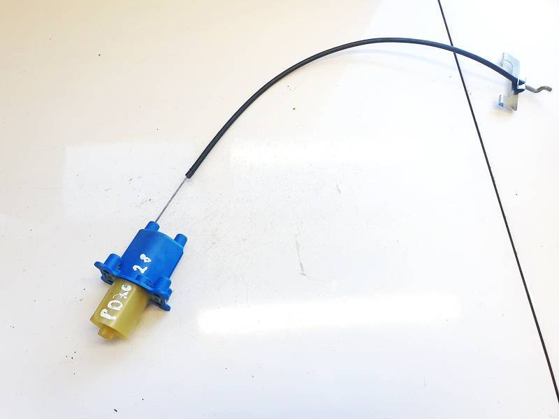 2004 Volvo S40 Genuine Used Car Part #2057871-00