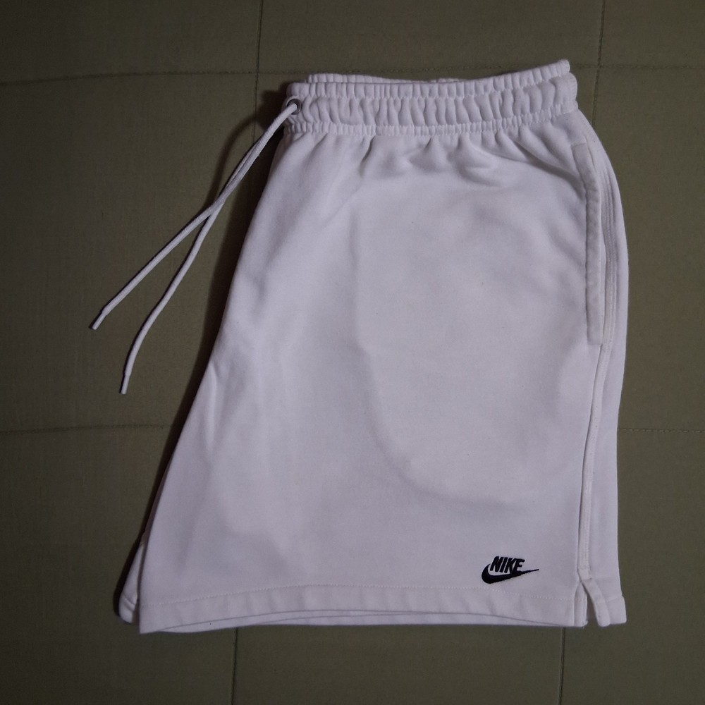 White Nike Club Fleece Shorts / White Nike Sweatshorts Mens Large