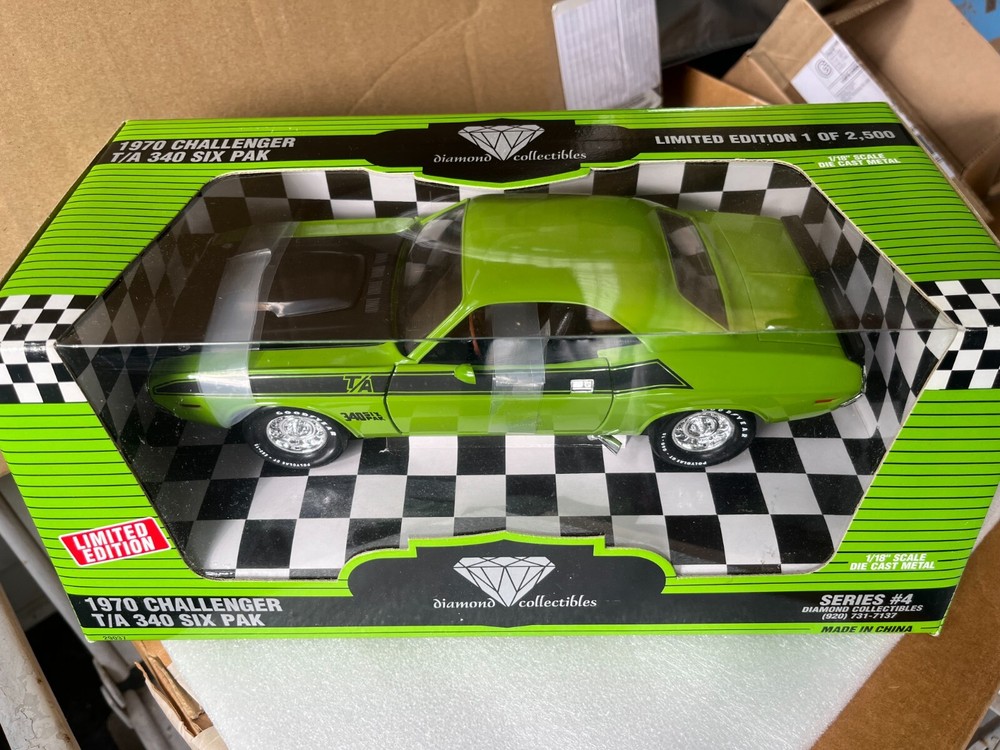 ERTL 1/18 1970 Dodge Challenger T/A