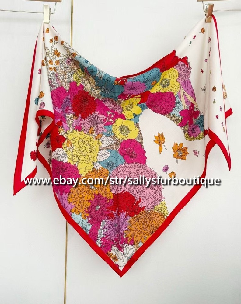 Sallys Soft Cashmere Silk Triangle Scarf with Elegant Horse Print 200x95cm