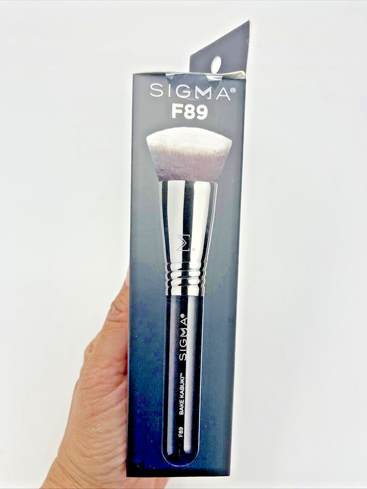 SEALED NEW & UNUSED!  Sigma F89 Bake Kabuki Brush