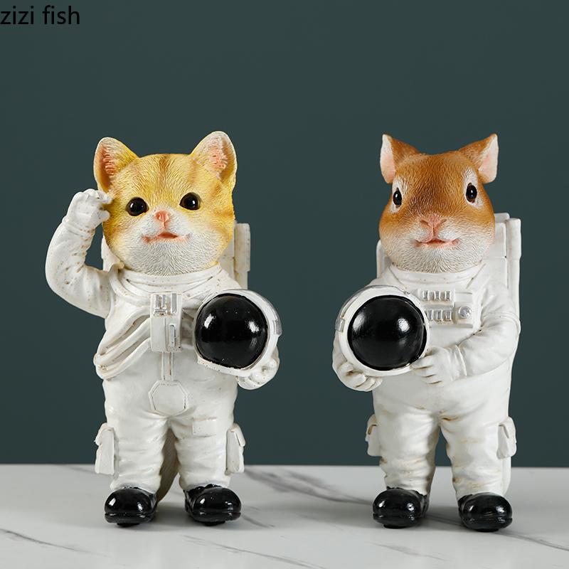 Figurine Animals Astronaut Resin Multicolor Carved Modern Small Free Stand Decor