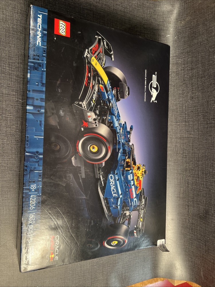 LEGO TECHNIC: Oracle Red Bull Racing Rb20 F1 Car (42206)