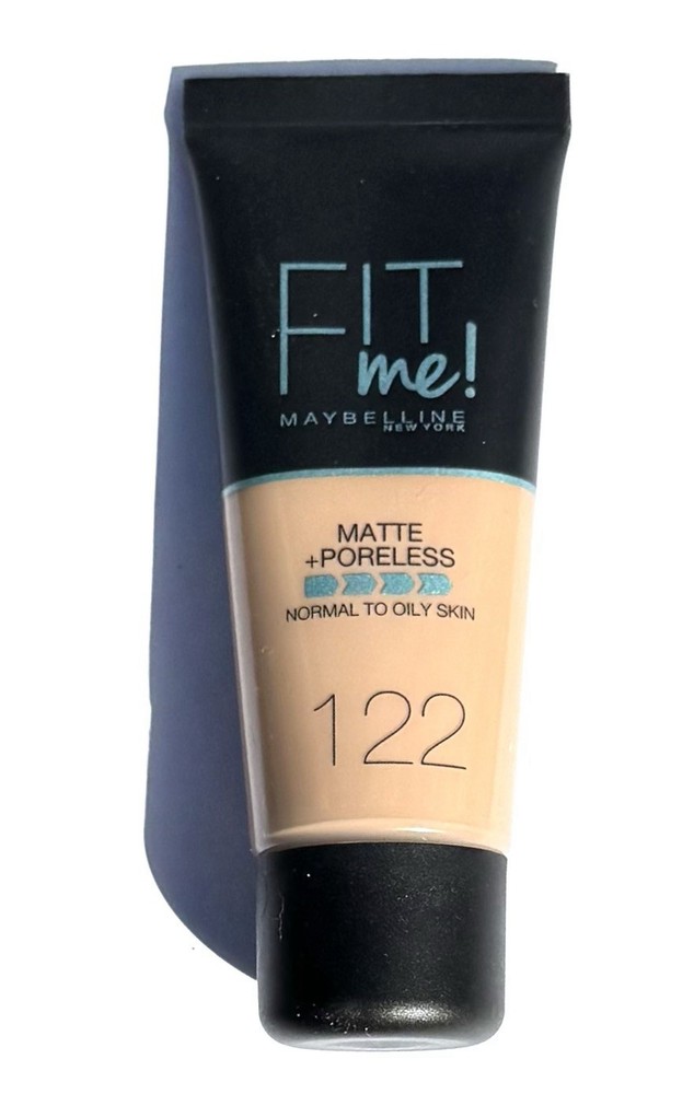 Maybelline Fit Me Creamy Beige 122 Foundation 30ml Liquid  