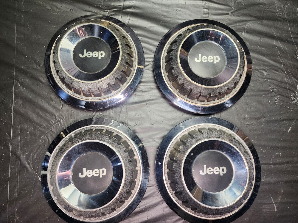 1984 1991 OEM Jeep Cherokee XJ Original Set Of 4 Wheel Center Caps HubCap Hub OE