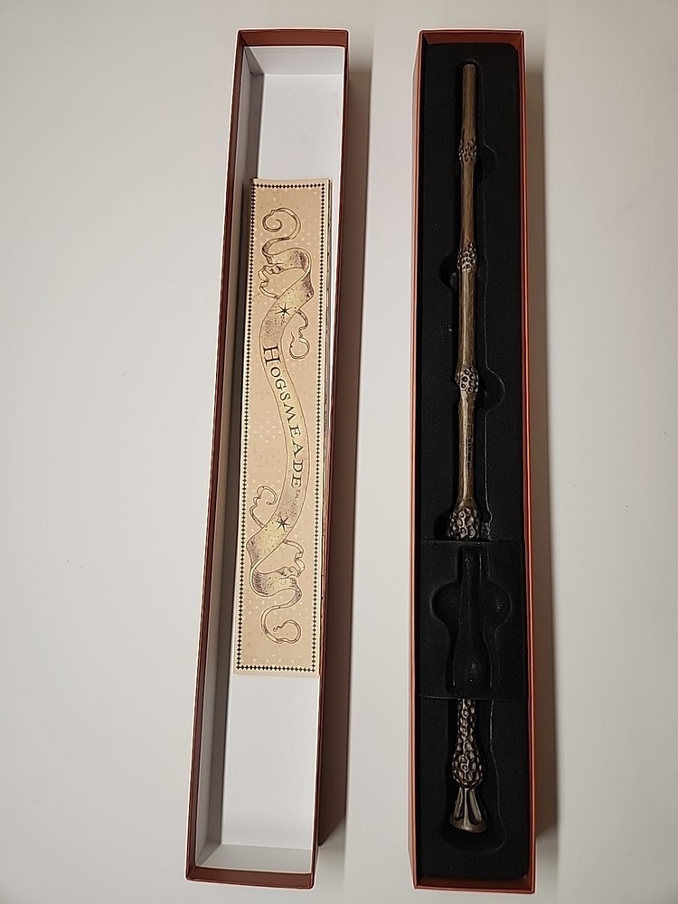 Professor Dumbledore Wizarding World of Harry Potter Hogsmeade Map Universal Collectible