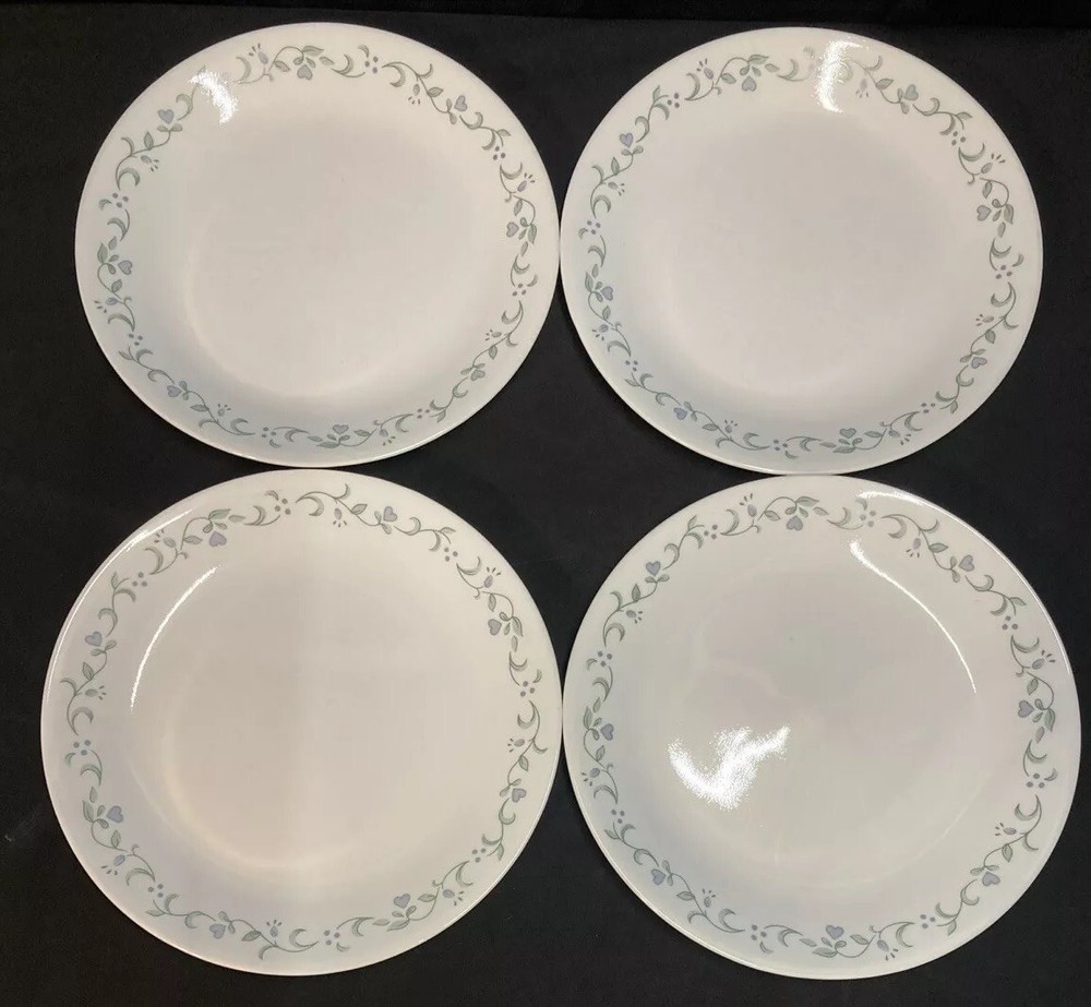 Corelle by Corning Country Cottage Hearts Flowers Dinner Plates 10.25