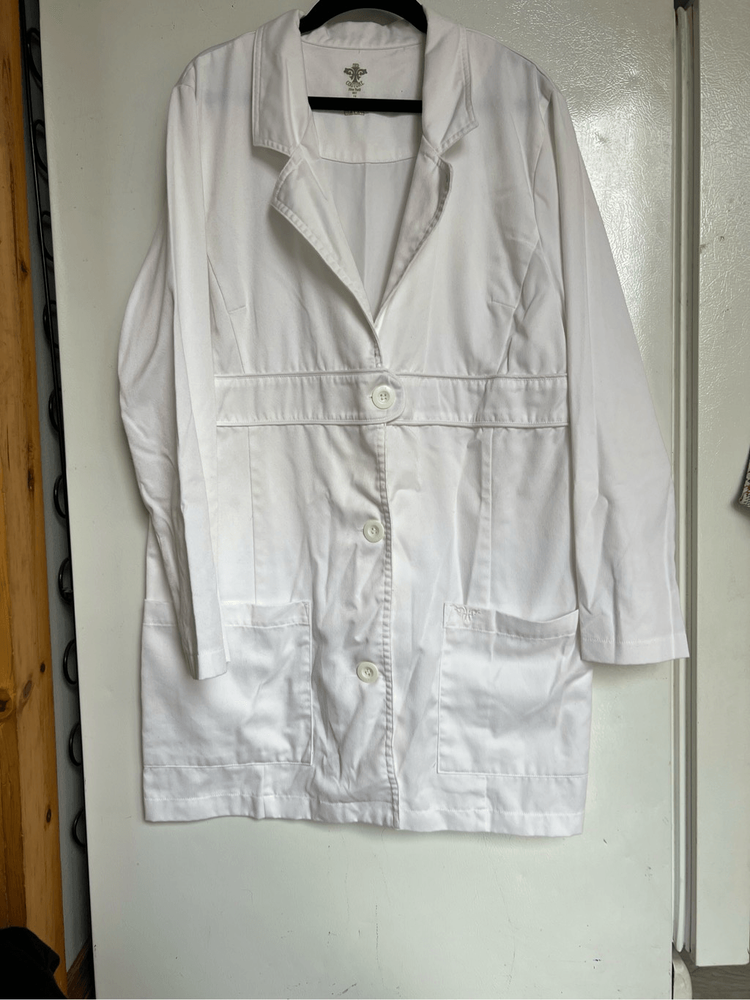 Med Couture Fine Twill White Lab Coat Woman’s Size 14