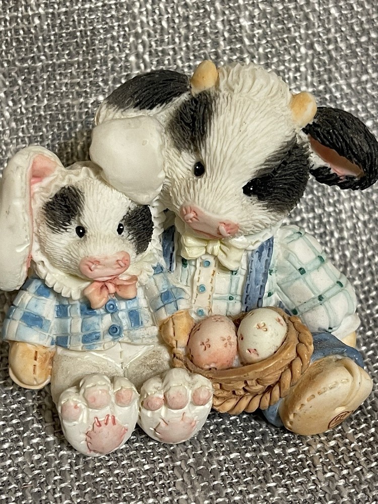 Enesco Mary's Moo Moos Hoppy Easter To Moo Cow Figurine 1994 #104892