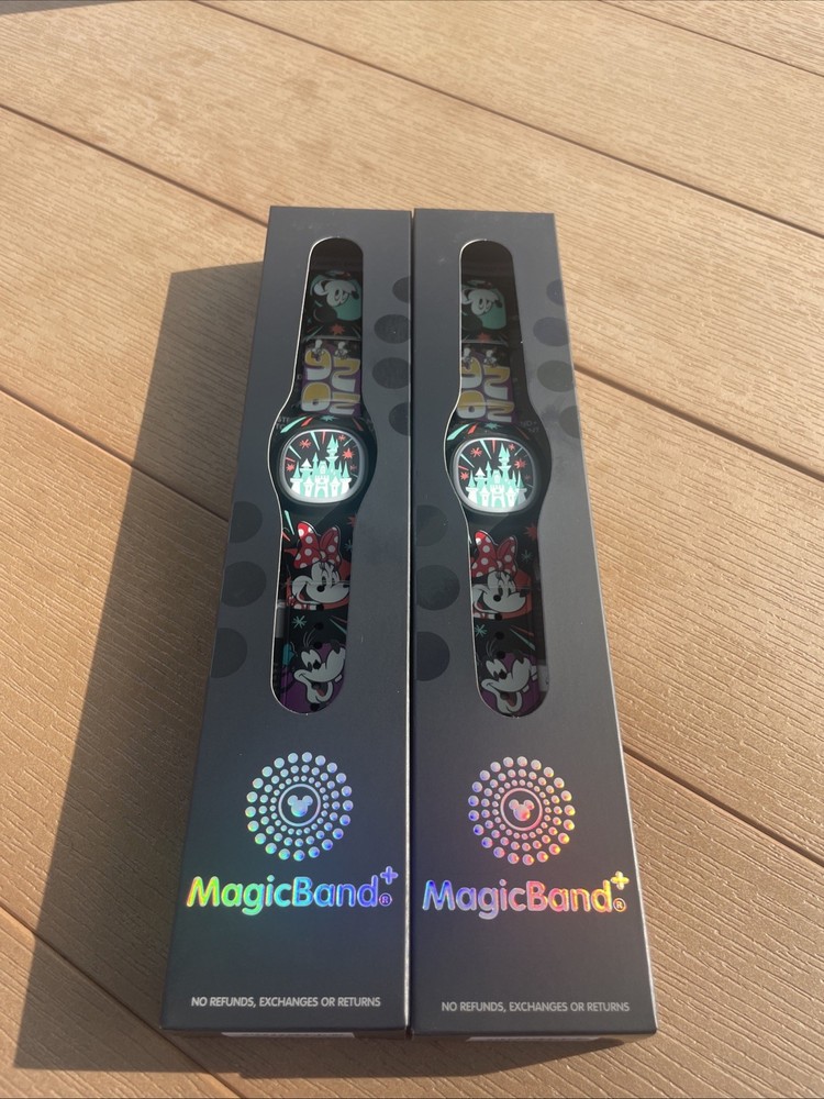 Set Of Two!2026 Disney Mickey W/Friends & Cinderella’s Castle MagicBand+UNLINKED