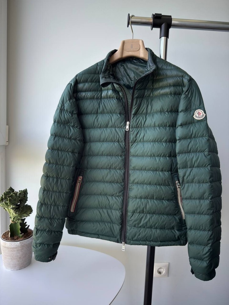 Moncler Daniel Lightweight Down Jacket in Forest Green Size Large for Men