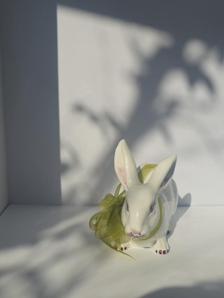 Vintage Italian BUNNY Made In Italy. Rabbit  Porcelain Ceramic Farmhouse Decor