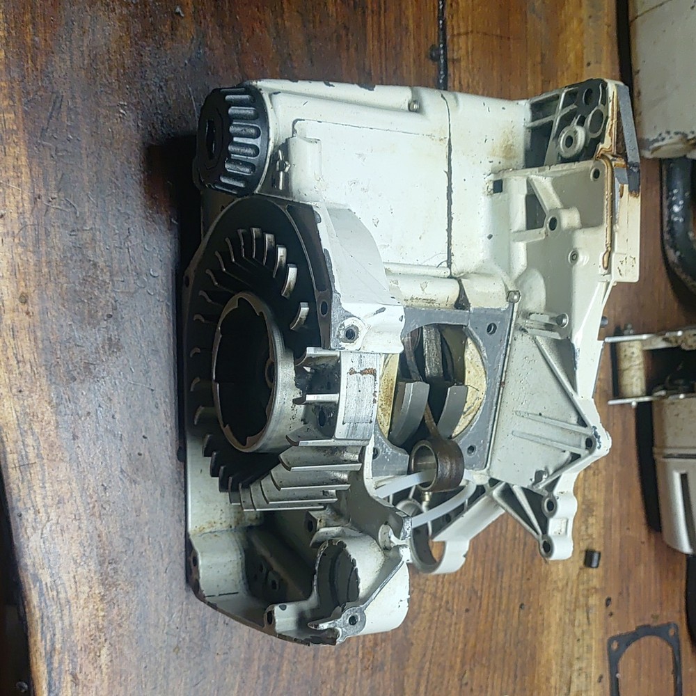 Stihl 064 crankcase.