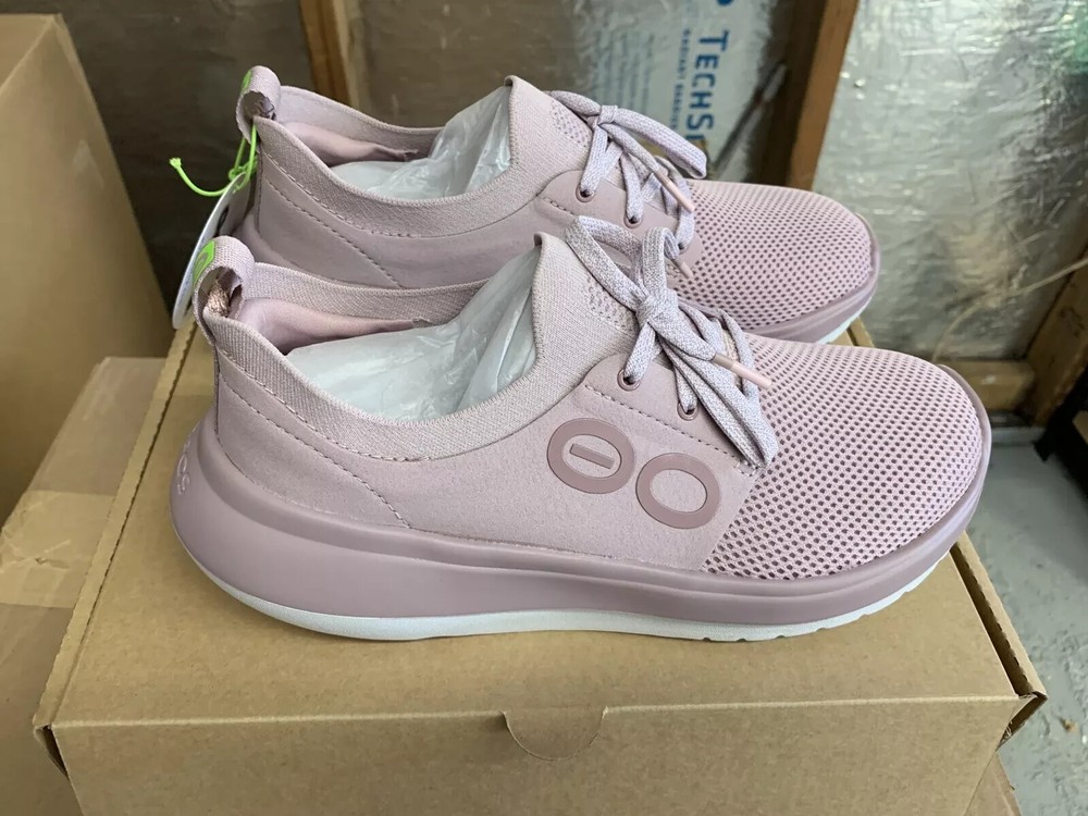 *Brand New* Women's Size 8 Oofos OOmy Stride Casual Revoery Shoe White/Stardust