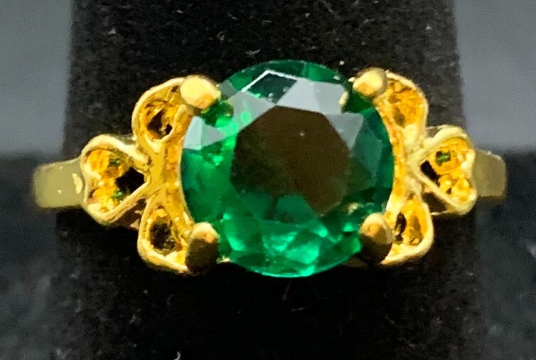 Vintage Antique Gold Tone Green Rhinestone CZ Ring - Size 7