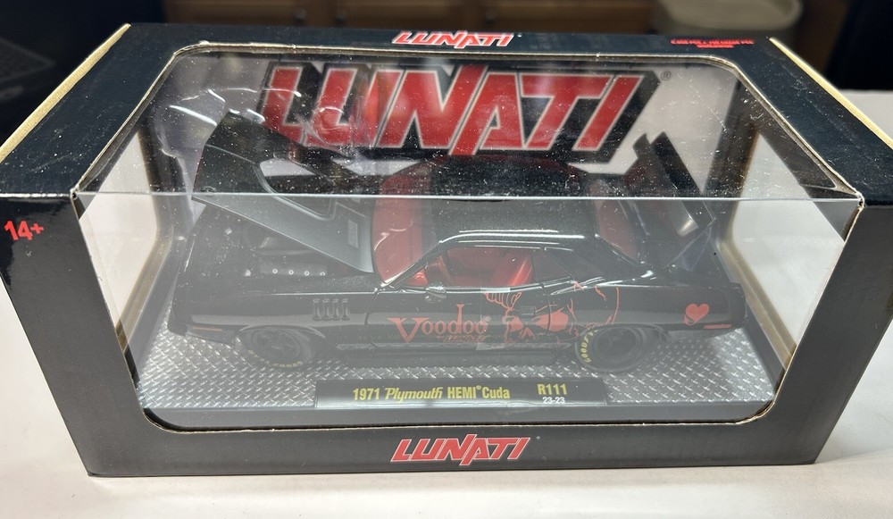 M2 Machines 1 24 Diecast Cars 1971 Plymouth HEMI Cuda Voodoo R111