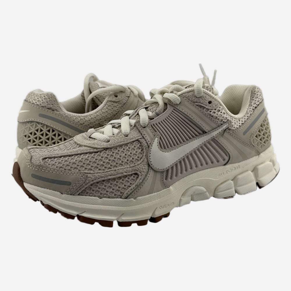 Nike Zoom Vomero 5 Light Orewood 10.5W New with Box FZ3780-101