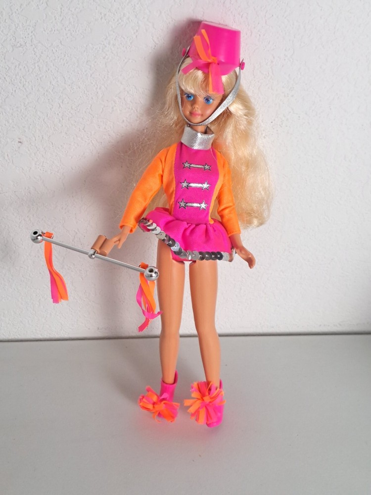 VTG. Baton Twirling Skipper Barbie Skipper Doll Mattel 1992 COMPLETE-NO BOX