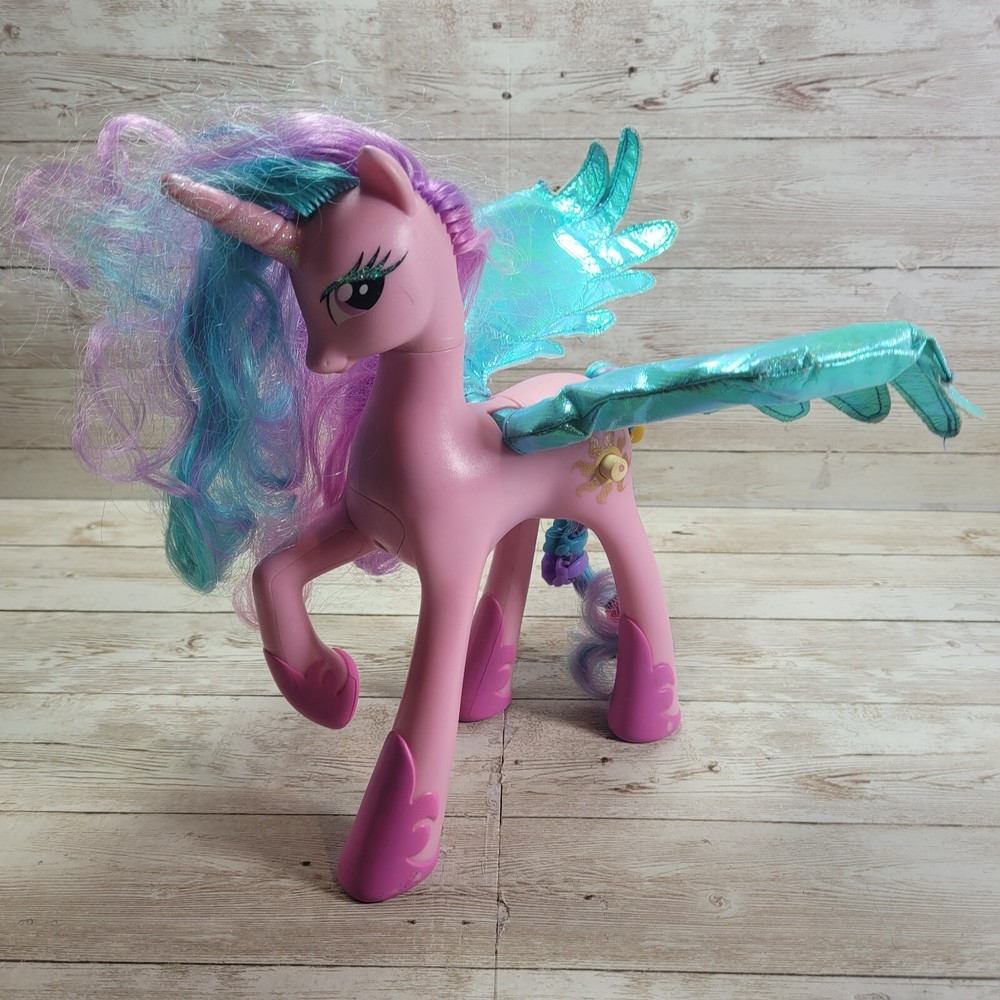 Hasbro My Little Pony Princess Celestia Toy Light Up Wings Talks 8.5 Inch 2010