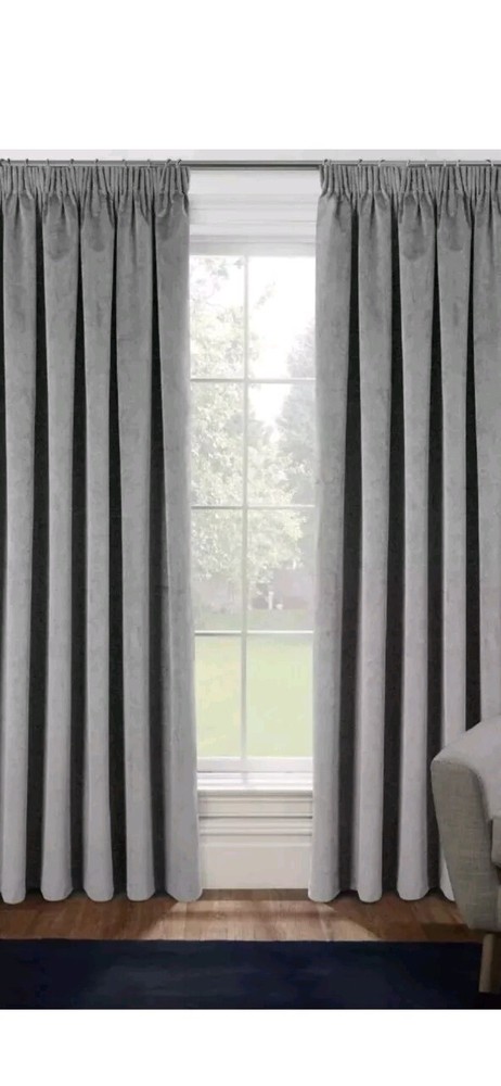 New set of 2  Oxford 100% Thermal Blackout Velvet Curtains In Grey 89by72