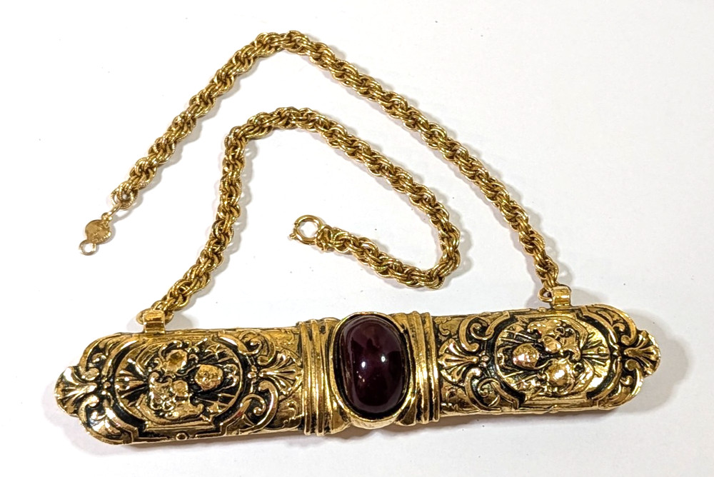 Vintage Rare Accessocraft NYC  Cabochon Bar Necklace Gold Tone Etruscan Revival