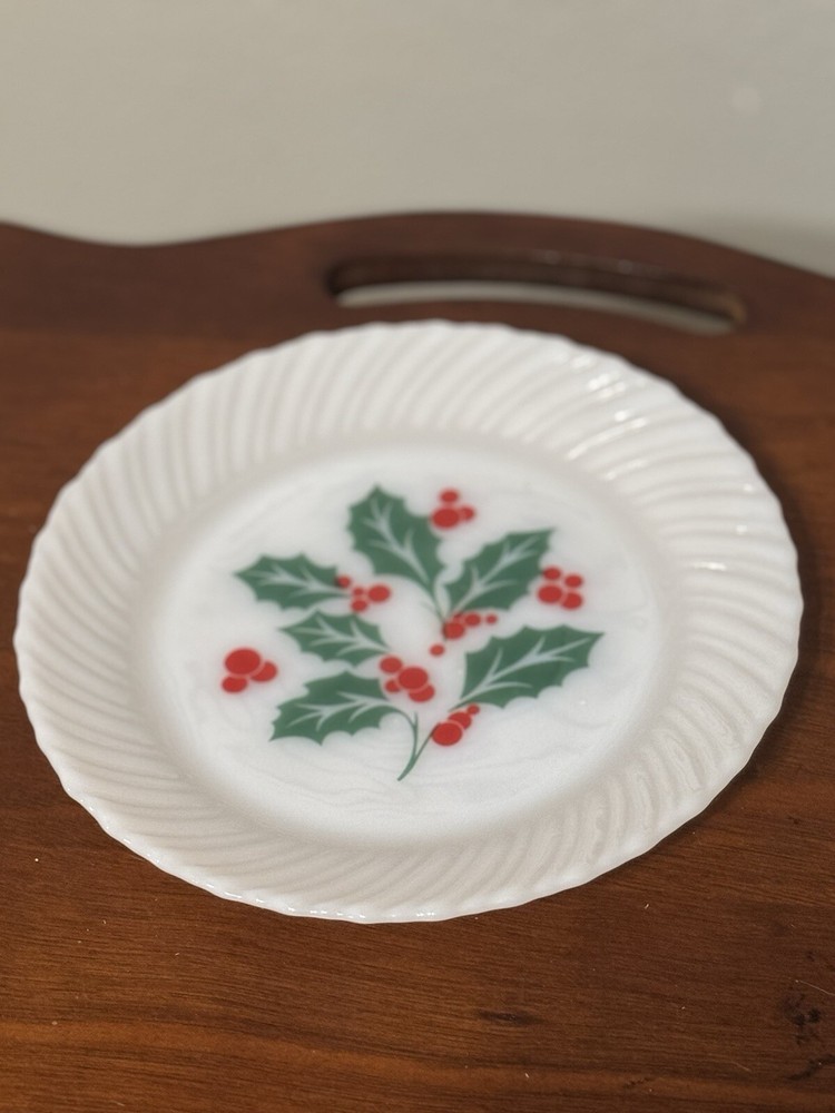 Vintage Termocrisa  milk glass Christmas holly berry. Replacement 7 In In Diamet