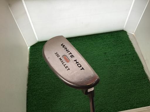 Odyssey White Hot XG 330 Mallet Putter 34 Inch