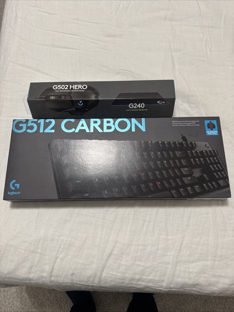 Logitech G512 Carbon Keyboard G502 Hero Mouse G40 Mouse Pad Combo