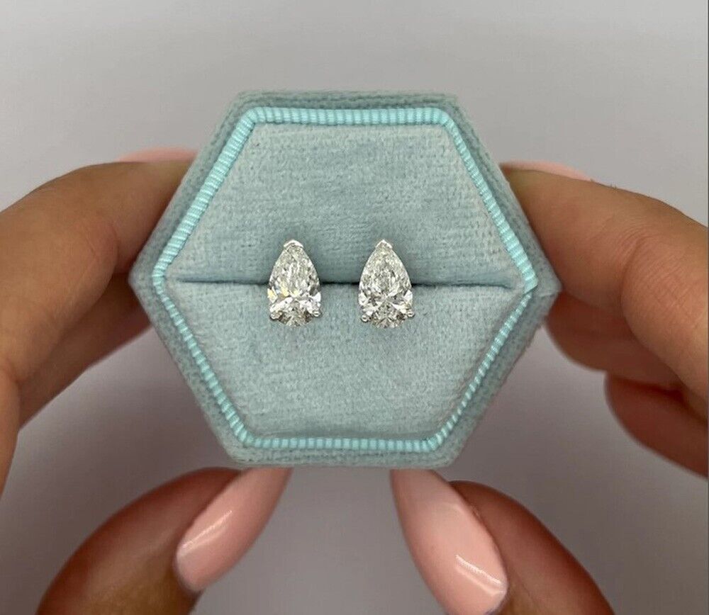 Customized 18K White Gold Stud Women Earring Pear Shape 2 Ct Lab Created Diamond