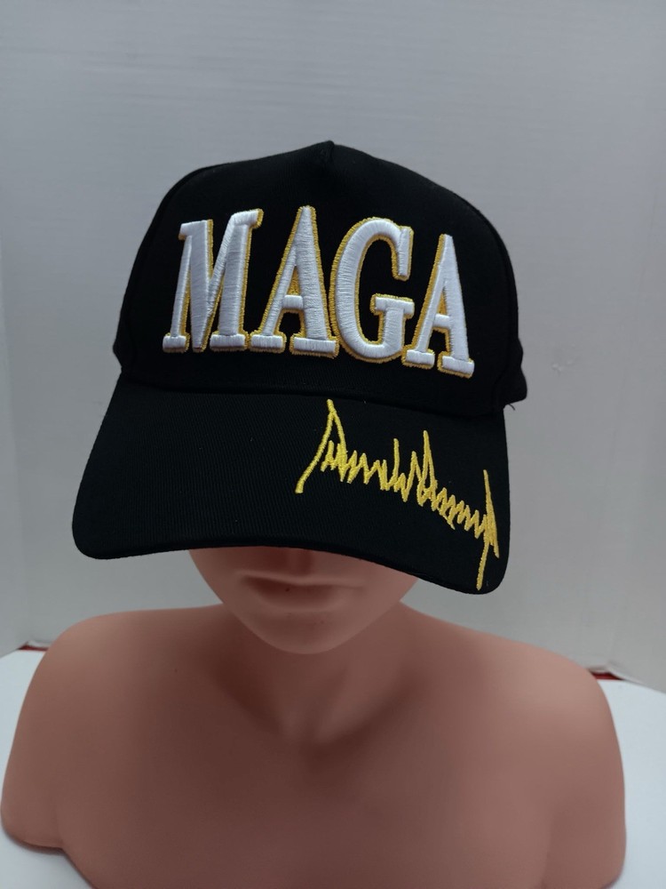 Donald Trump Maga Make America Great Again  Black/Whte Trucker Basebal Hat Cap