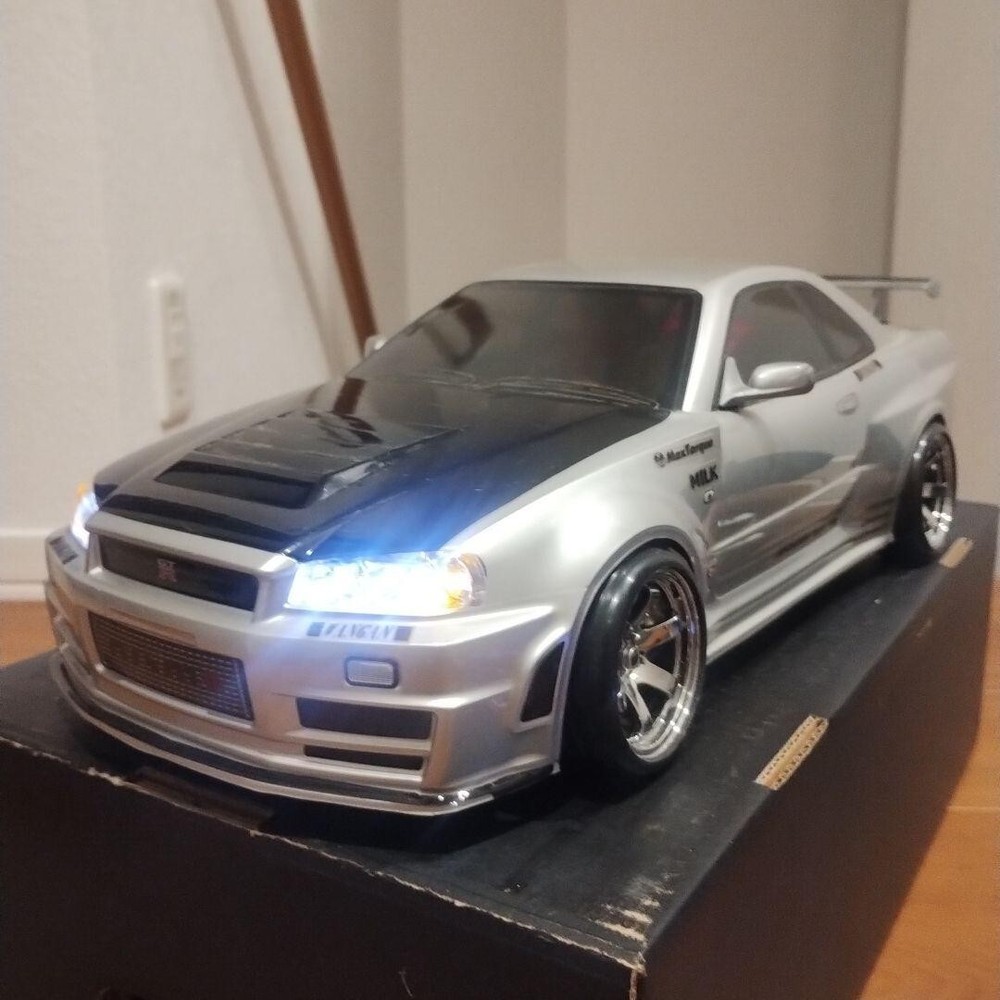 Tamiya 1/10 TA05 Custom Nissan Skyline GT-R RC Car Kit