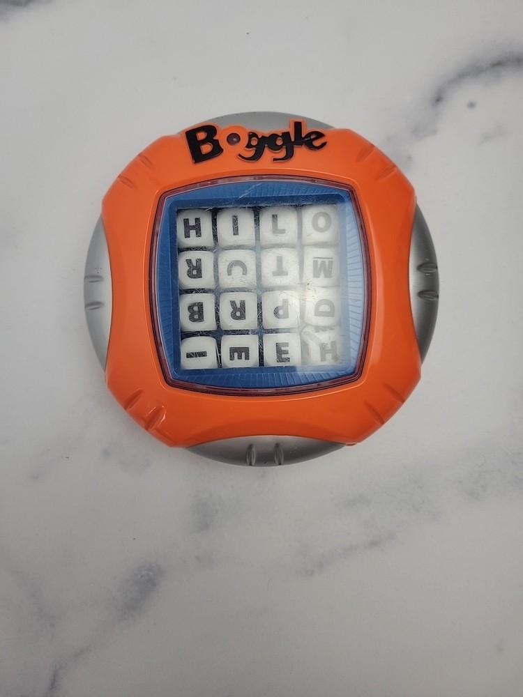 2009 Boggle Game w/ Electronic Timer Travel Hand Held Twist & Shake Tested