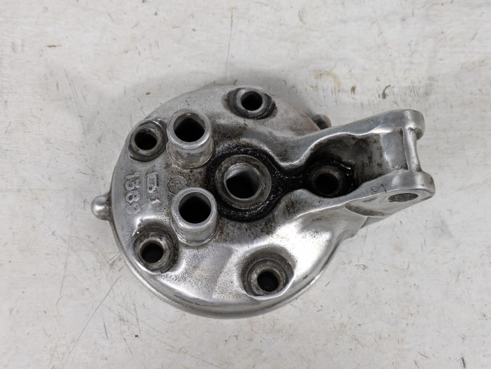 1993 Kawasaki KX125 KX 125 Cylinder Head Cap Cover