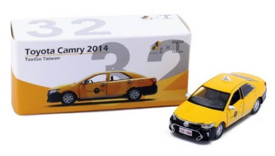 Tiny City Taiwan Die-cast No.32 – Toyota Camry 2014 TaxiGo Taiwan