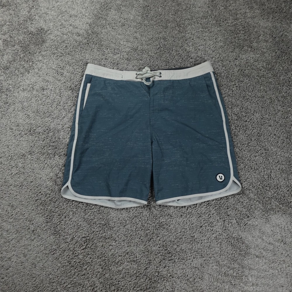 Vuori Shorts Mens 34 Blue Cruise Boardshort Stretch Beach Summer 7