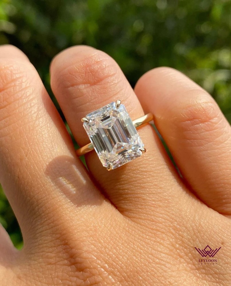 Emerald Cut Solitaire Basket D Color VVS 14K Gold Moissanite Ring