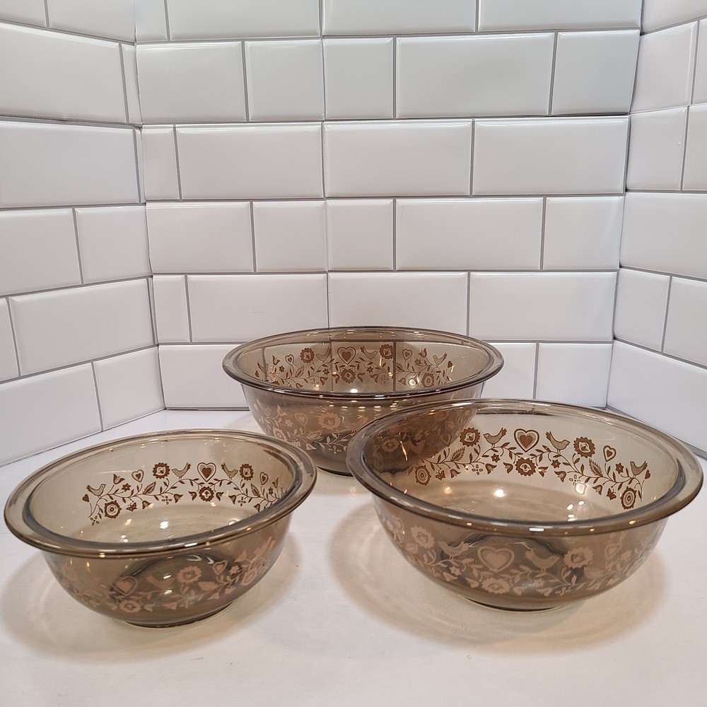 Pyrex 3-Piece Nesting Mixing Bowl Set in Clear Brown 1L 1.5L 2.5L Festive Harvest