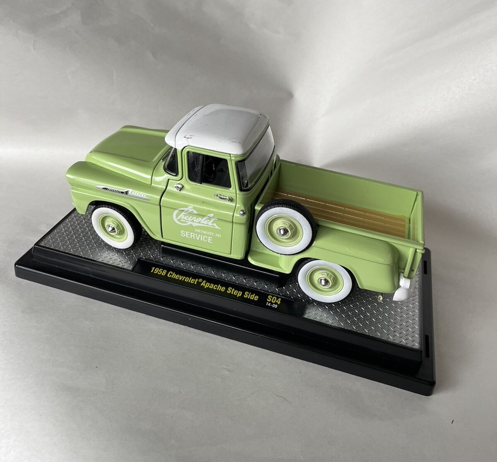 M2 1958 Chevy Apache Stepside Green Diecast Truck 1/24 Scale Display Mounted